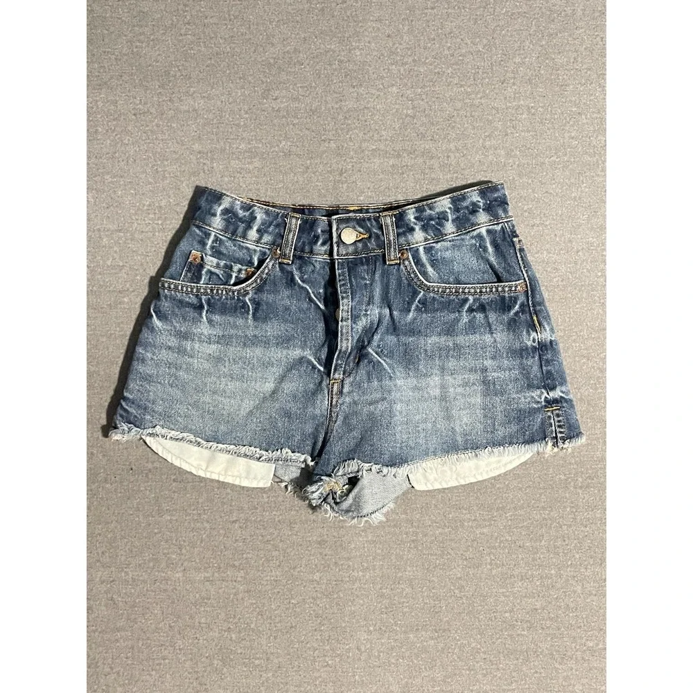 Roxy Denim Shorts Womens Size 26 Medium Wash Frayed Hem Beach Y2K Summer Style